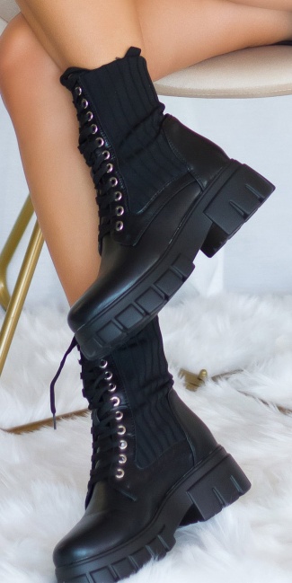 Trendy Fashionista ancle boots Black